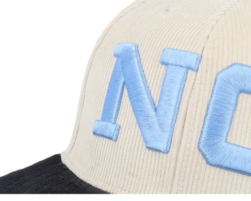 Fitted-Mitchell & Ness North Carolina Tar Heels Team Cord Off White/Black Fitted - Beige