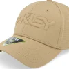 Sport-Oakley 6 Panel Stretch Hat Embossed Coyote Flexfit - Beige
