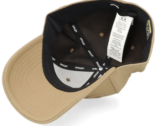 Sport-Oakley 6 Panel Stretch Hat Embossed Coyote Flexfit - Beige