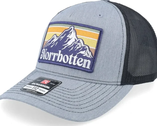 Snapback-Wild Spirit Swedish Norrbotten Landscape Snapback - Black