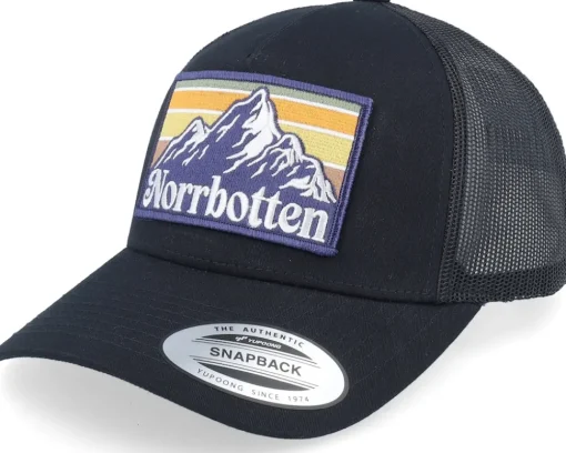 Snapback-Wild Spirit Swedish Norrbotten Landscape Snapback - Black