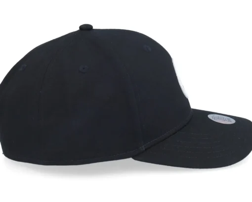 Adjustable-Djinns Truefit 2.0 Cap Thoughts Black Adjustable -