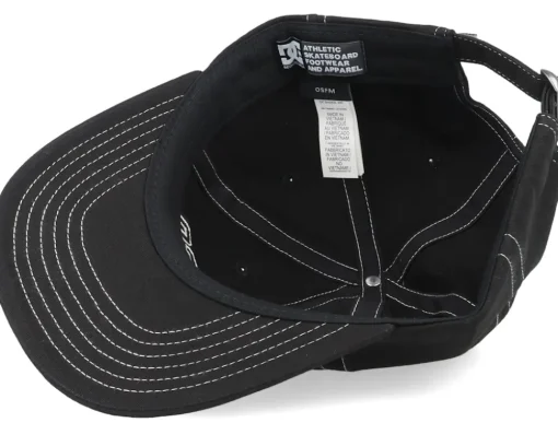 Snapback-DC Varsity Cap Black Strapback -